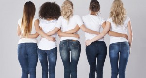 Women-wearing-jeans-Shutterstock-800x430